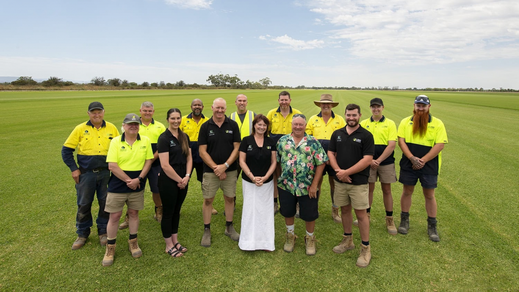 LLPakenham 2026 80 Online